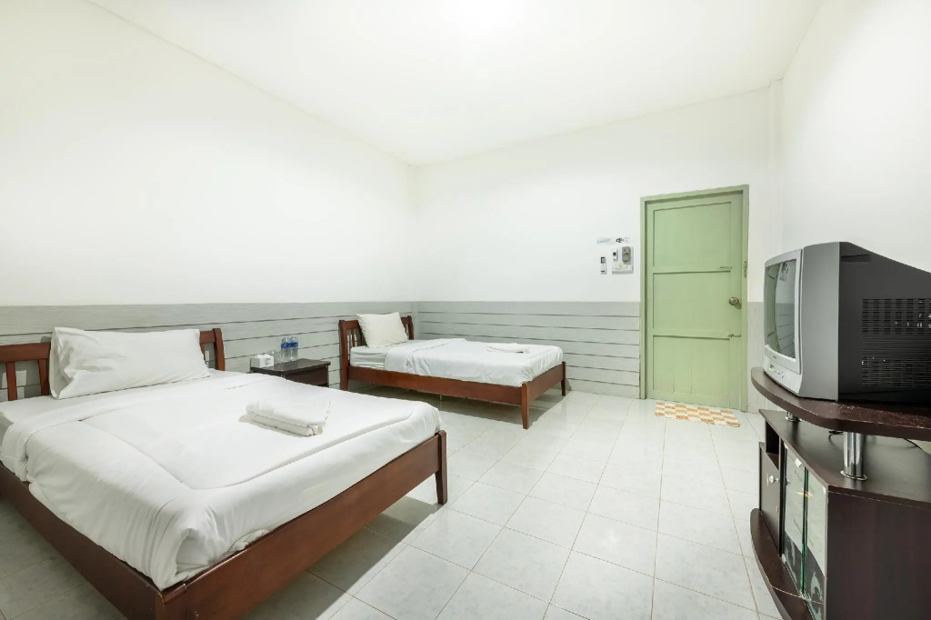 Standard Double room (twin beds)