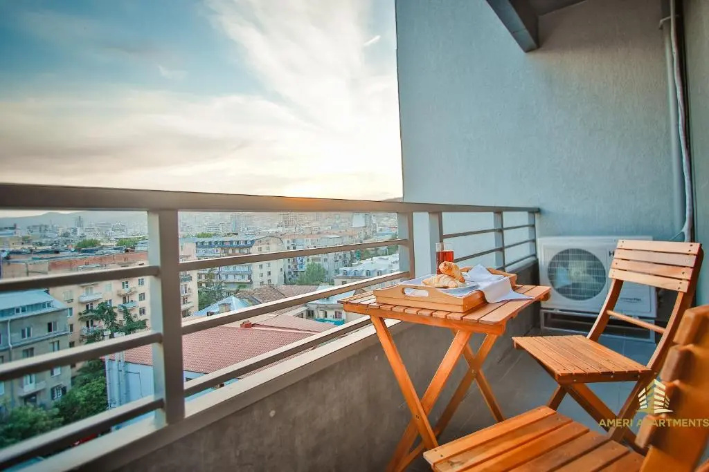 Deluxe Apartment with garden view