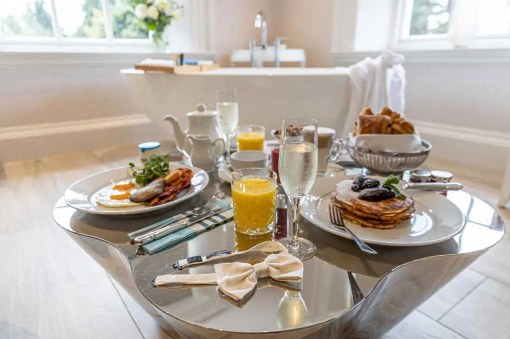 Barnett Hill - Luxury Hotel - Général