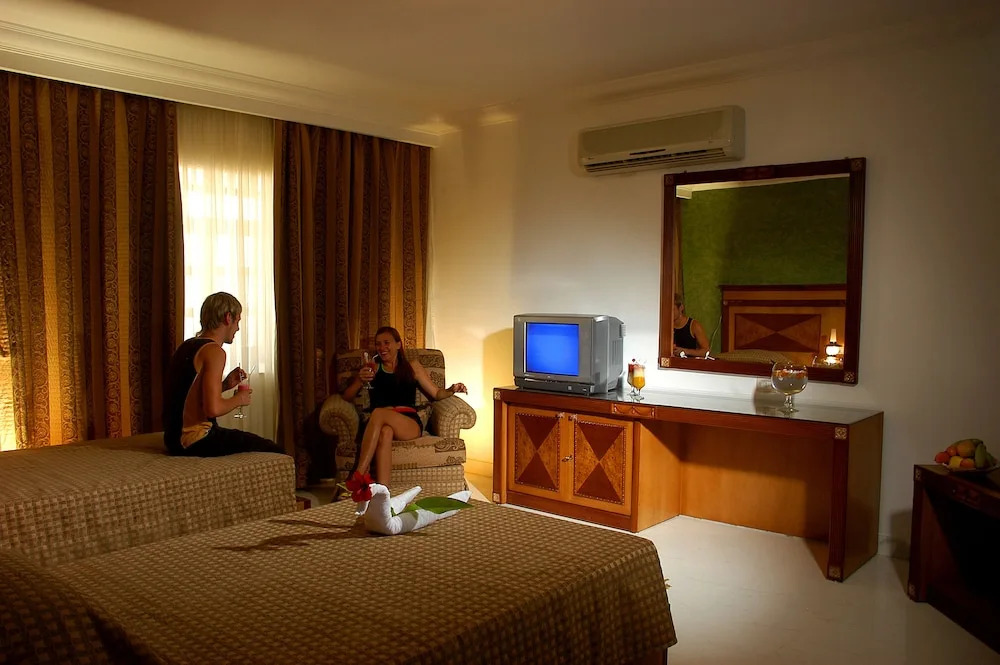 Двухместный номер Standard с видом на окрестности двуспальная кровать в DELTA SHARM RESORT ,Official Web, DELTA RENT, Sharm El Sheikh, South Sinai, Egypt