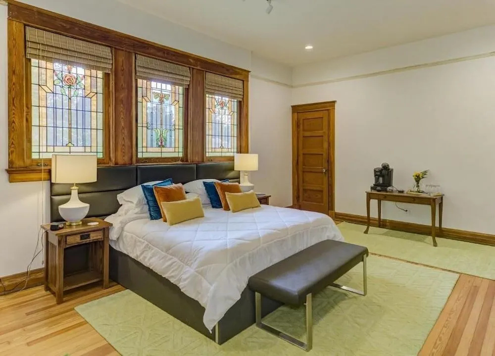 Oak Hall Bed & Breakfast — 2