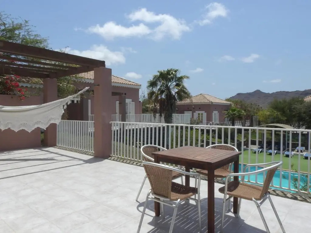 雙人床四臥區別墅