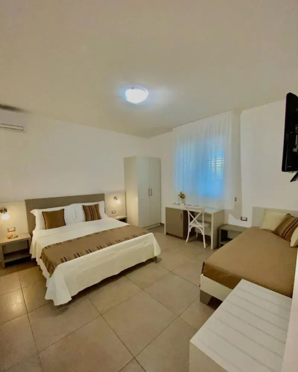1 Bedroom Standard Double room (full double bed)