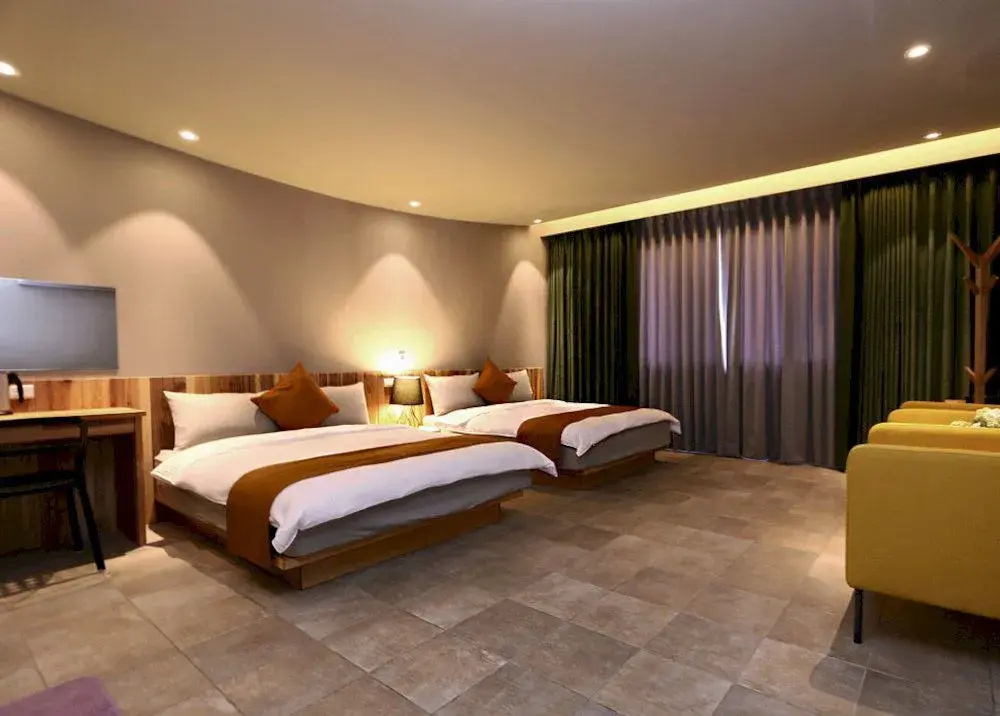 Hotel photo 12