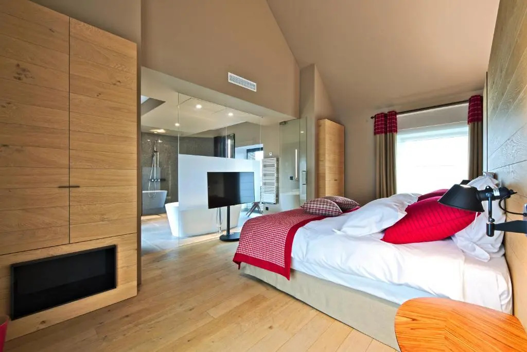 Studio with garden view