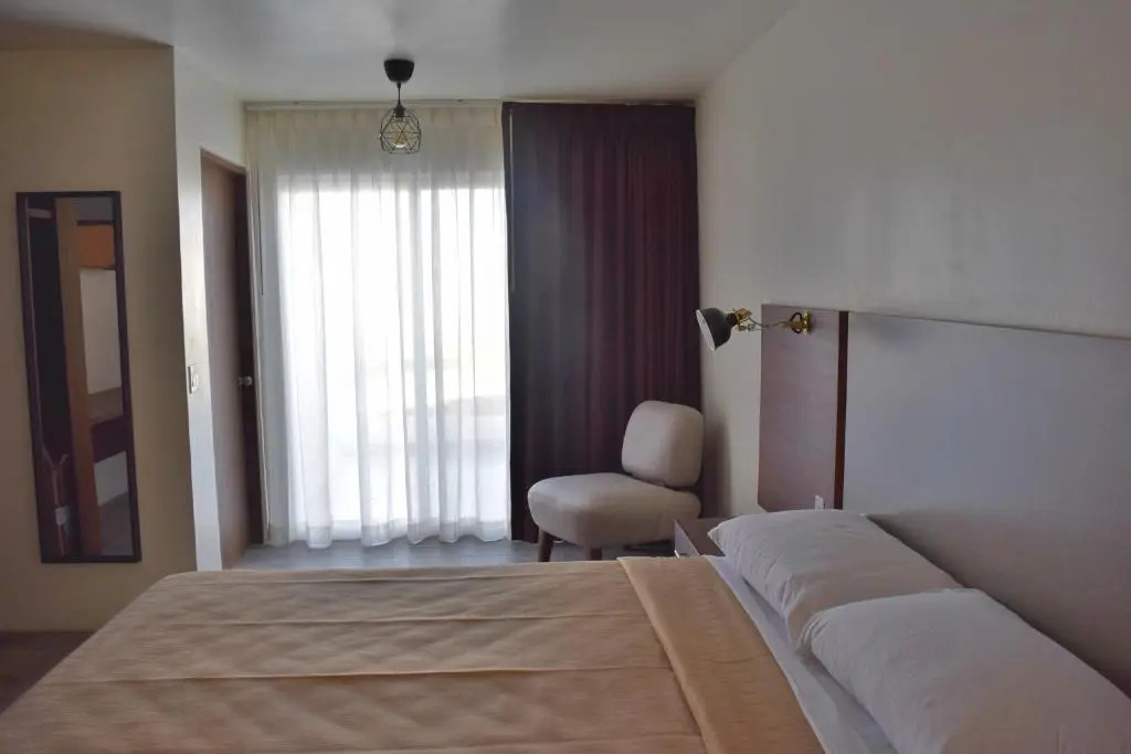Deluxe Single room