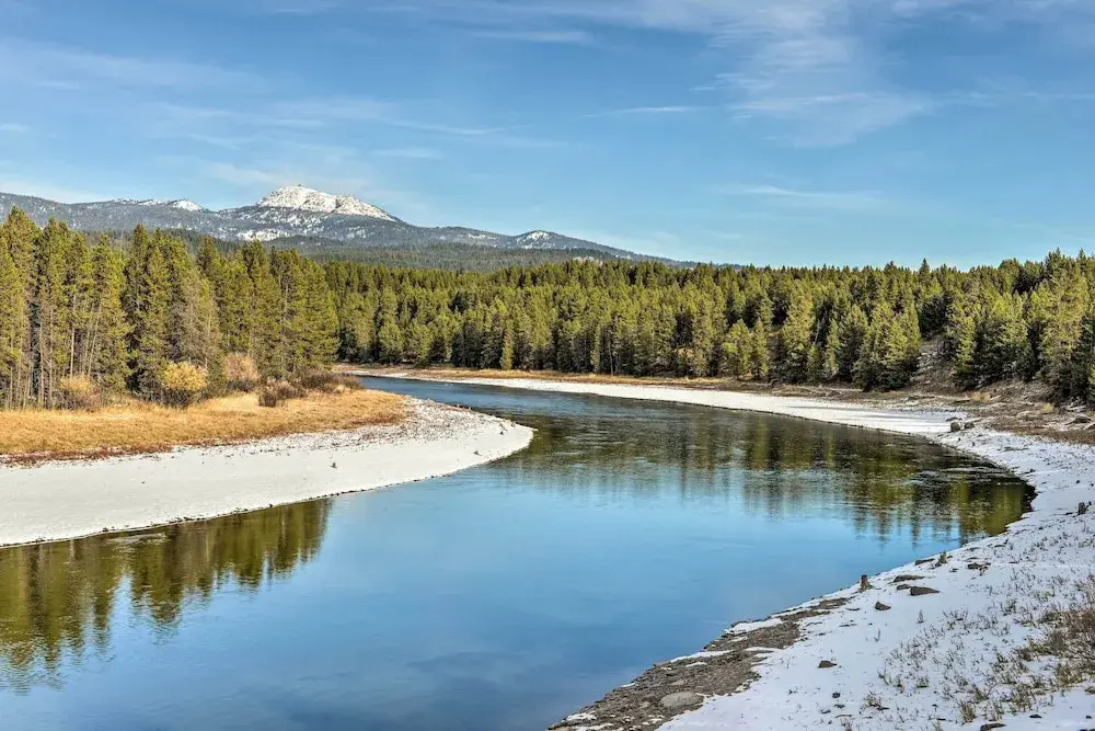 A-frame Mtn Cabin ~ 35 Mi to Yellowstone NP!