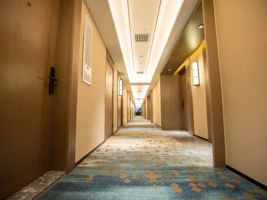 REX Hotel — 3