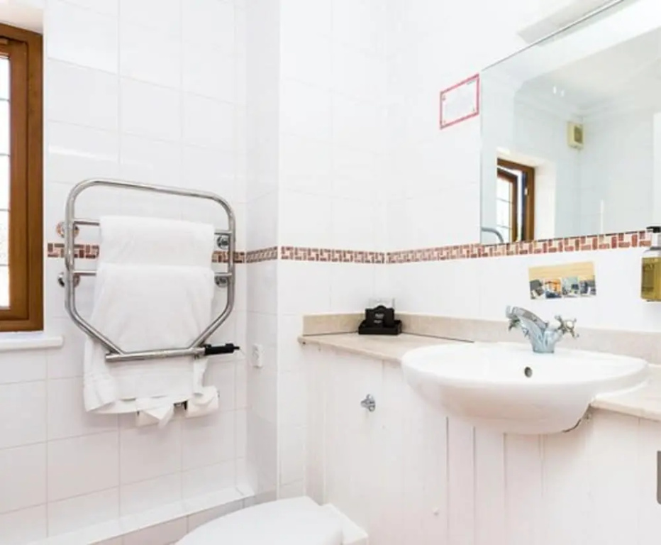 De Rougemont Manor Hotel & Suites - Chambres