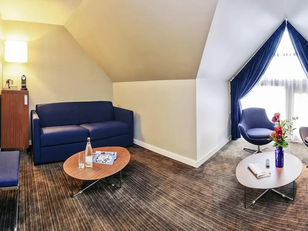 Superior Double Suite (full double bed)