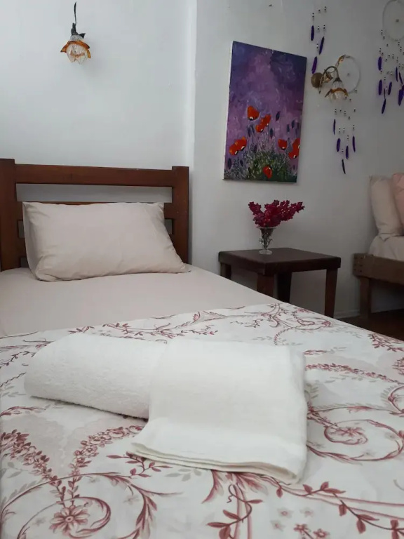 Economy room