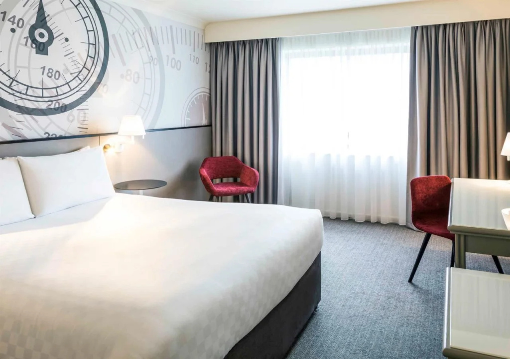 Mercure Dartford Brands Hatch Hotel & Spa - фото 4