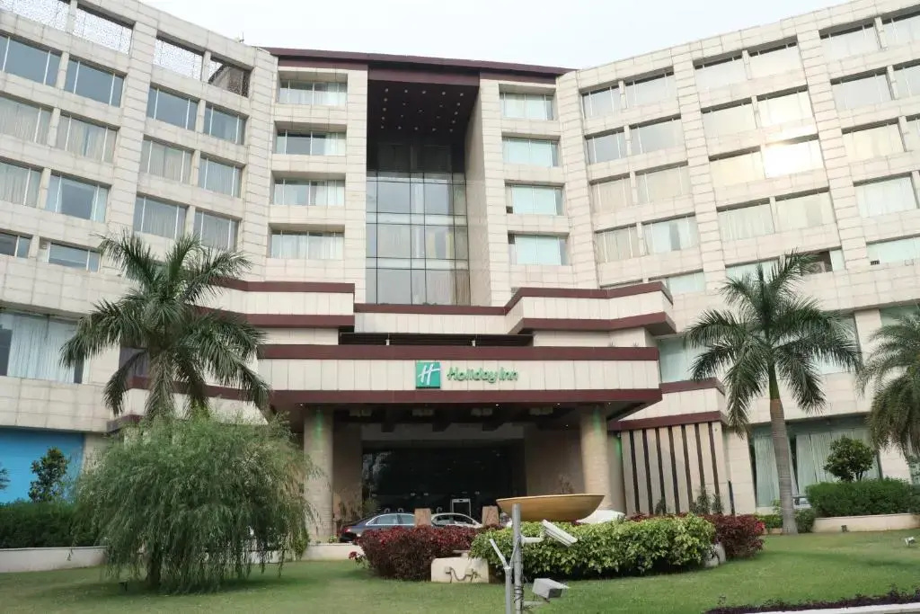 Holiday Inn Chandigarh Panchkula - фото 1