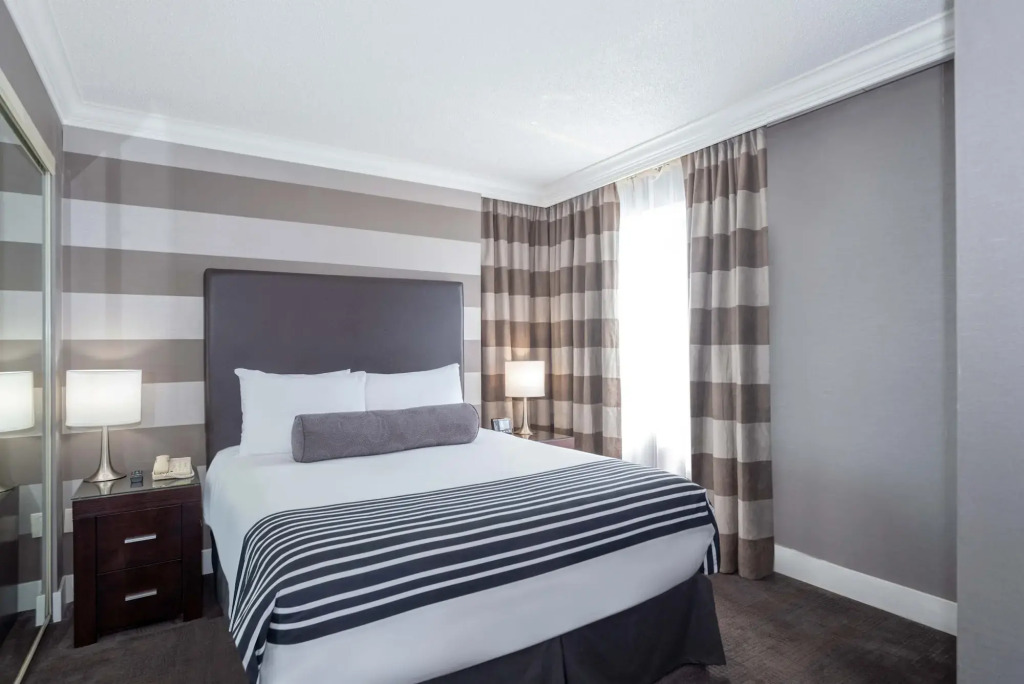 Sandman Signature Mississauga Hotel - фото 25