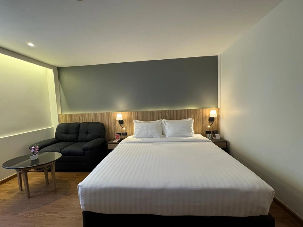 iCheck inn Sukhumvit 19 — 4