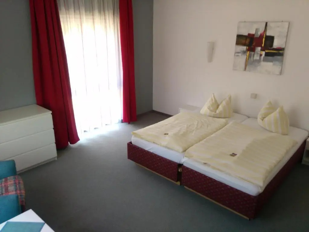 La Porte Hotel und Restaurant - Chambres