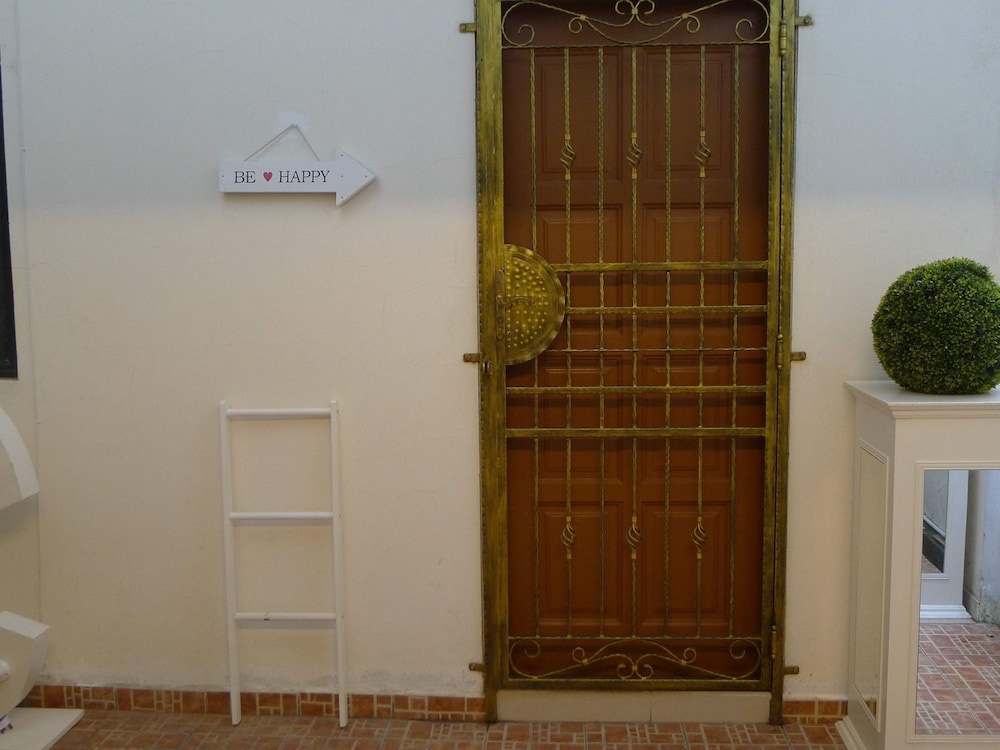 TFL Homestay