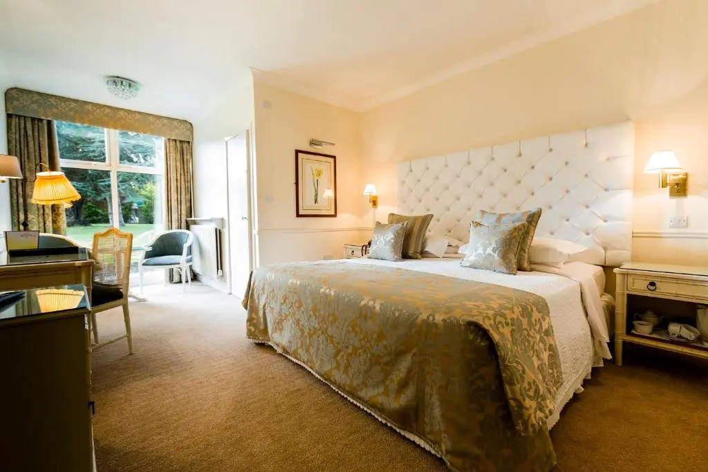 The Keadeen Hotel - Chambres