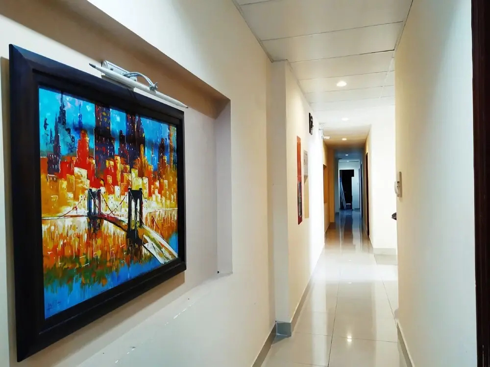 Lobby & Reception