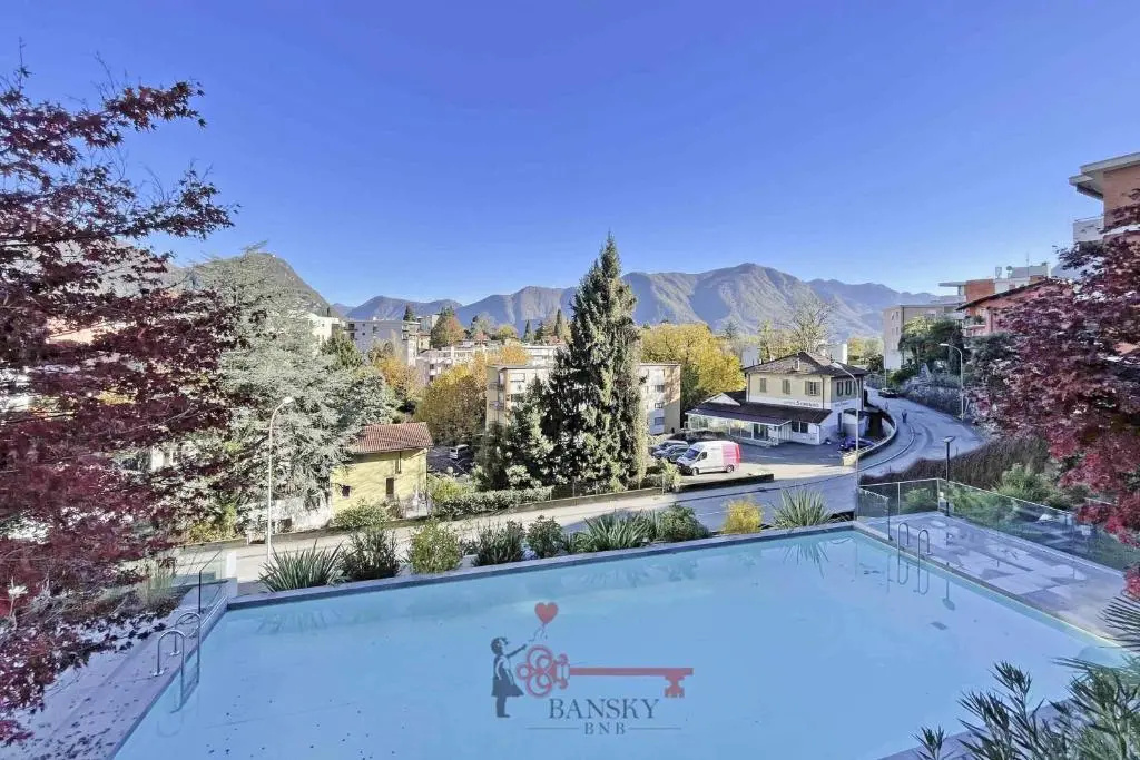 ROMANTIC LOFT with Outside Swimming Pool, 400m from Lugano Station