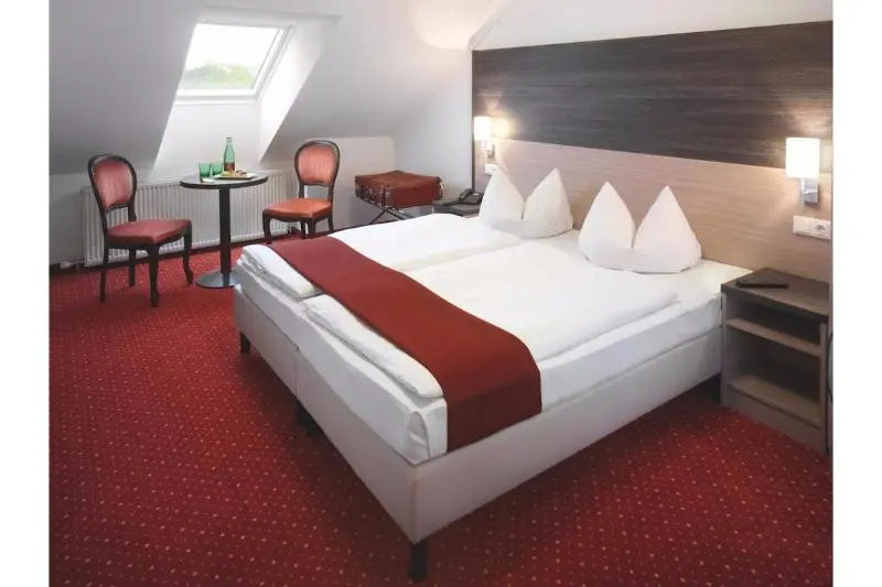 Standard Double room (twin beds)