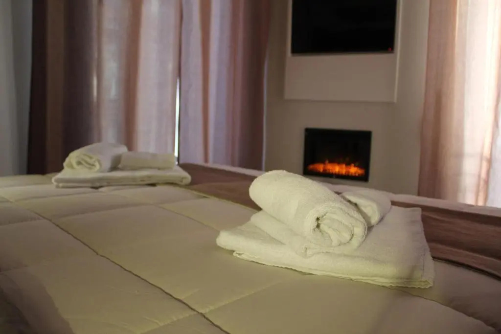 Double Junior Suite with balcony (full double bed)