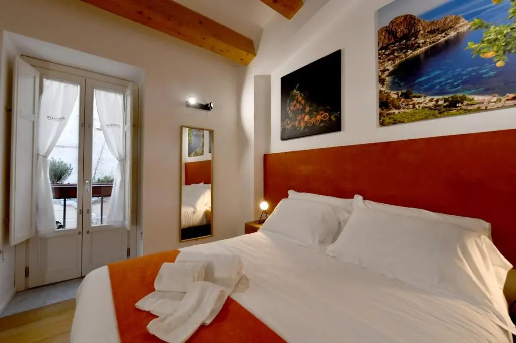 Standard Double room (full double bed)