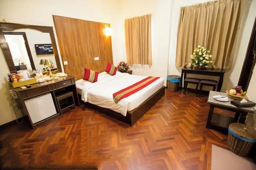 Superior Double room (full double bed)
