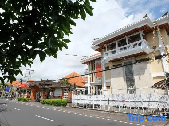 RedDoorz @ Hotel Dewata Indah Denpasar in Denpasar