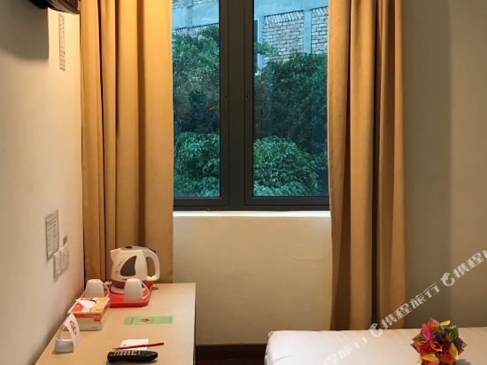 Phoenix Hotel