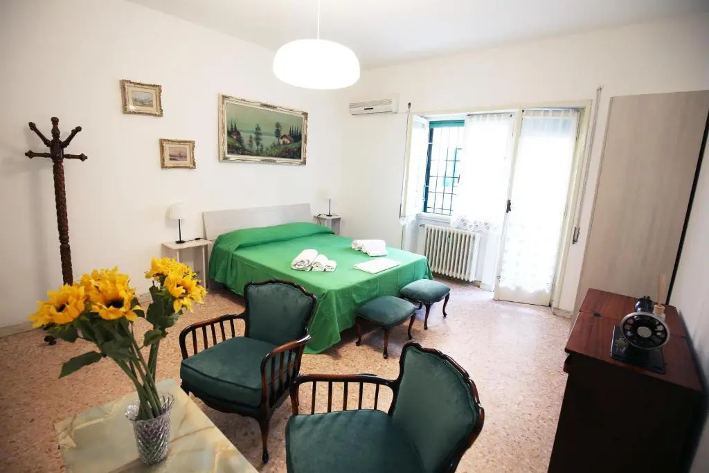 Triple room with balcony
