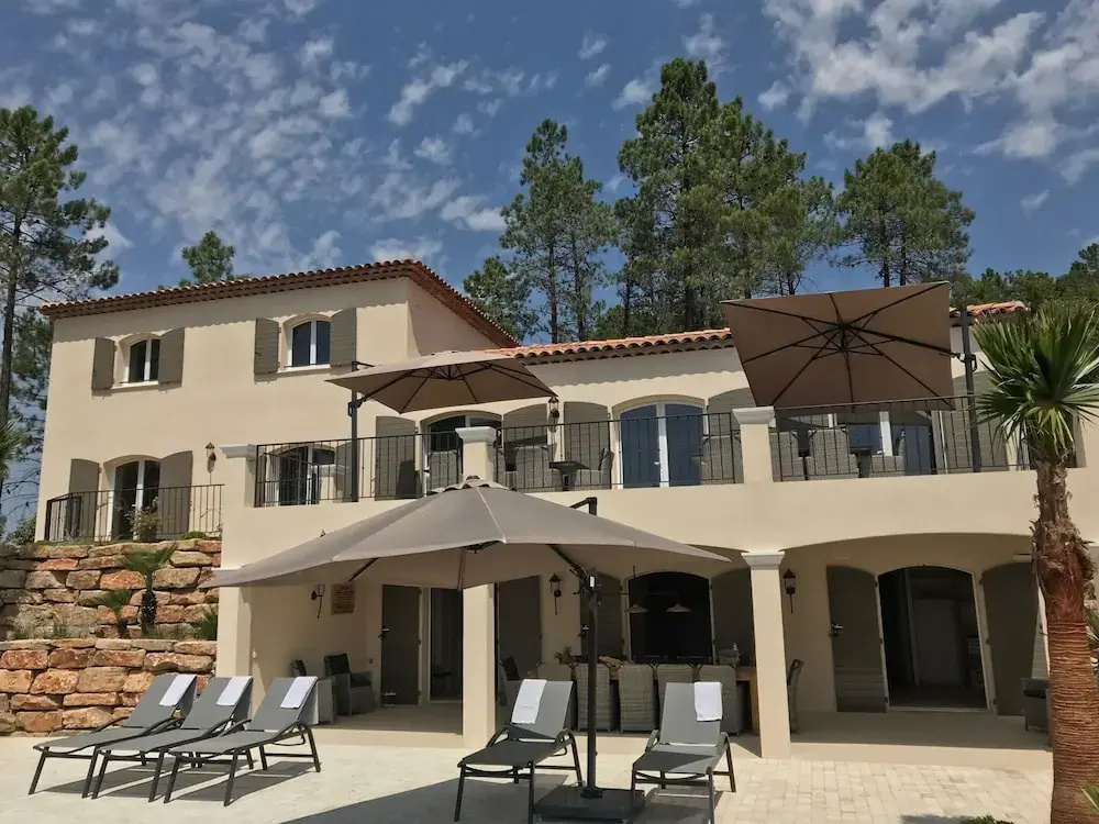 Voir la photo 1 — Villa in Le Plan-de-la-tour With Pool