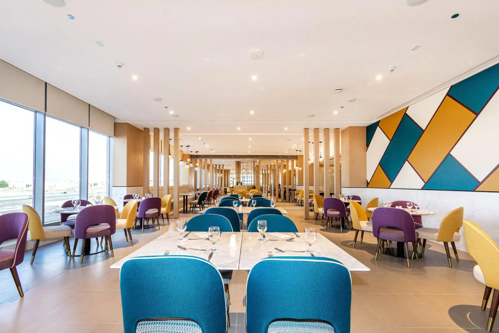 Premier Inn Dubai Dragon Mart Hotel 10