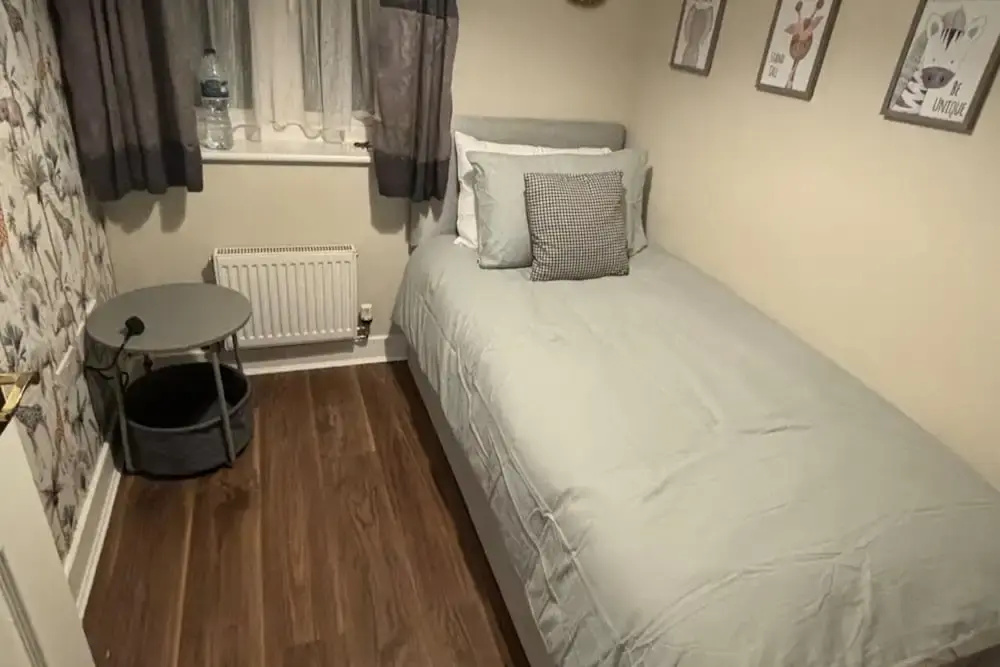 Trowbridge House, Long Stay Disc, Parking, Wifi
