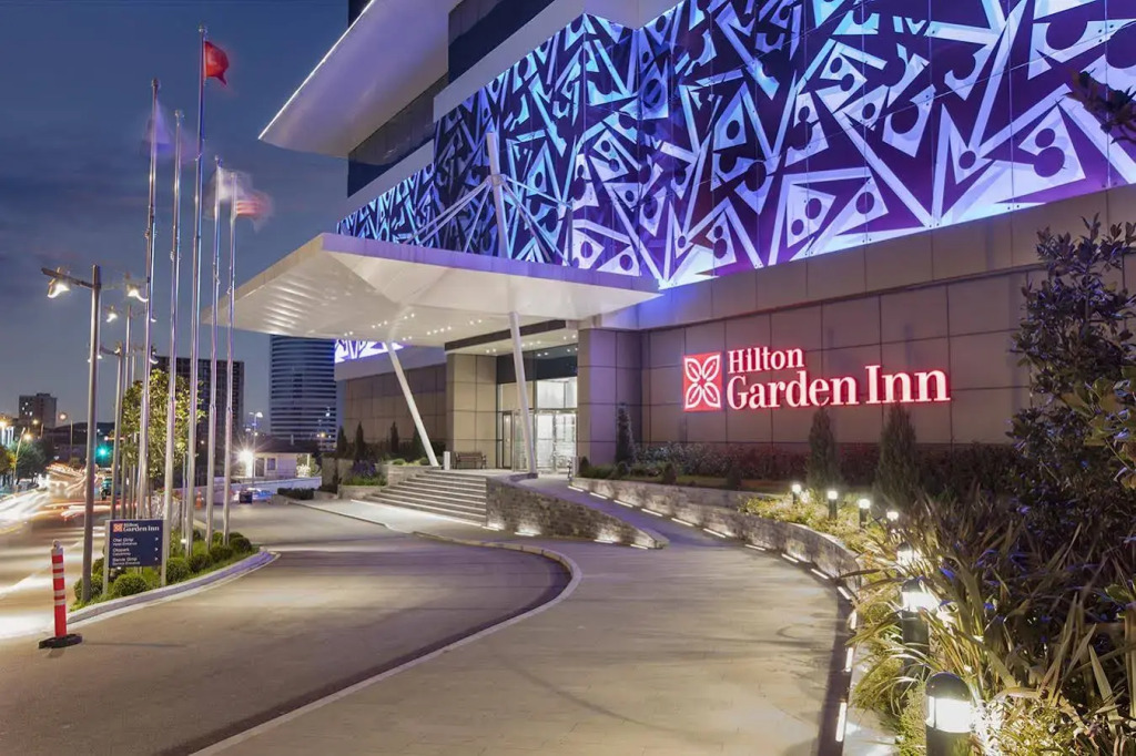 Doubletree by Hilton Istanbul Umraniye