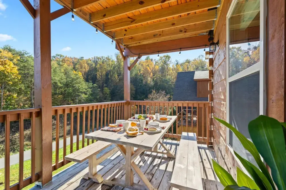 Enchanted Forest Hideaway by Ghosal Luxury Lodging