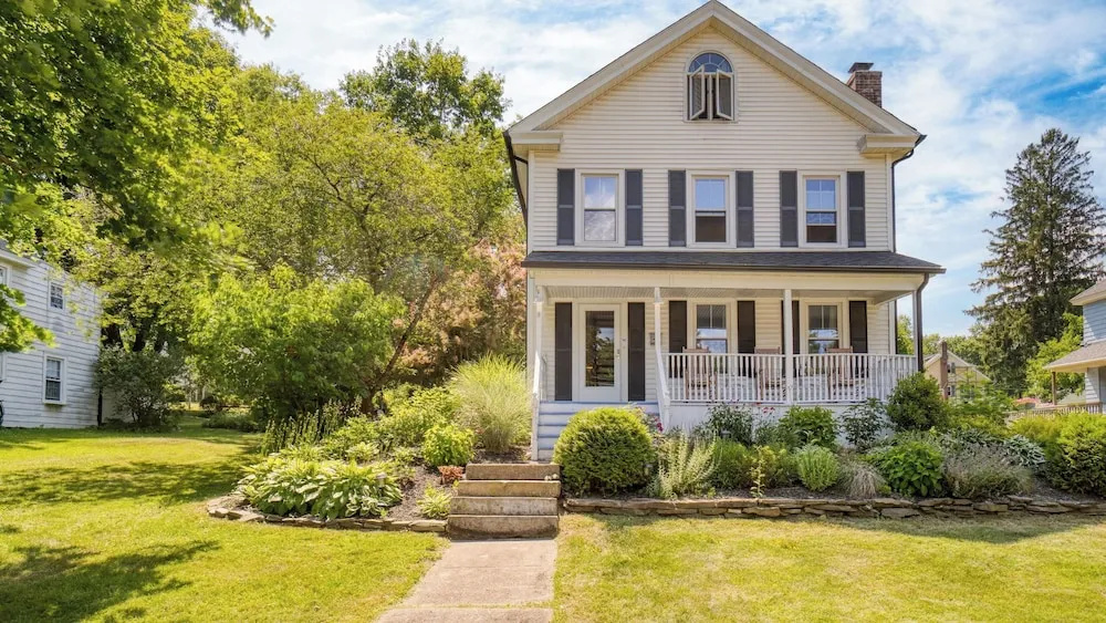 Cordelia by Avantstay Amazing Backyard, 10mins From Stockbridge!