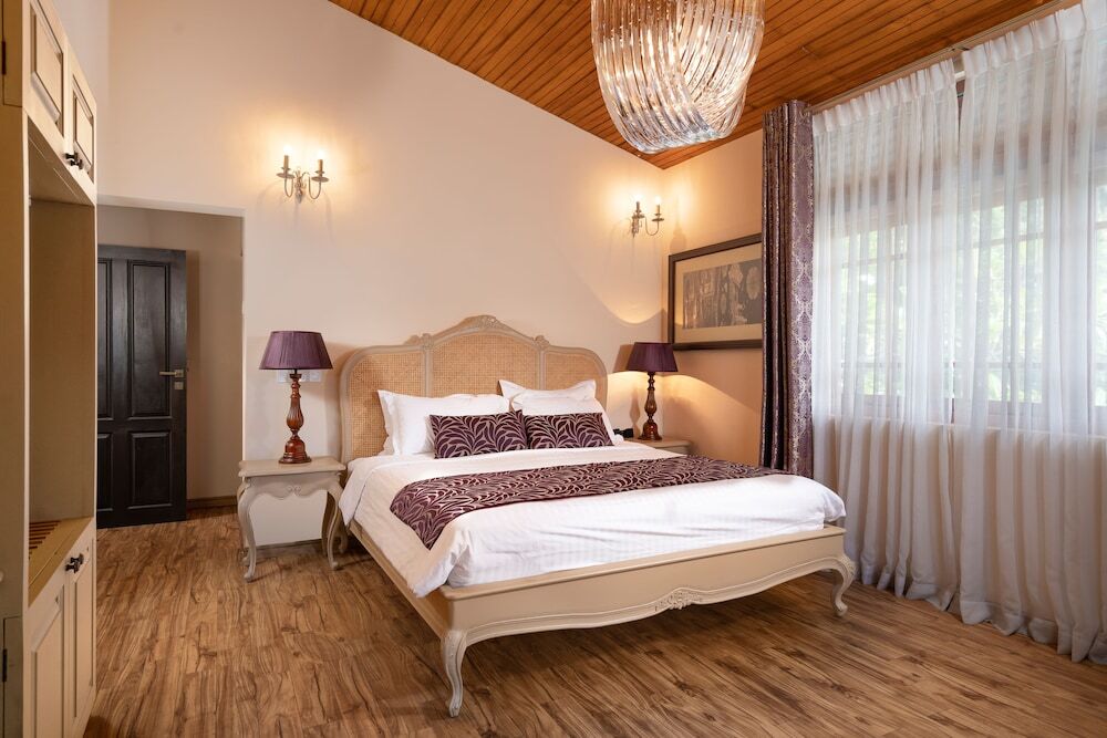 Clove Villa