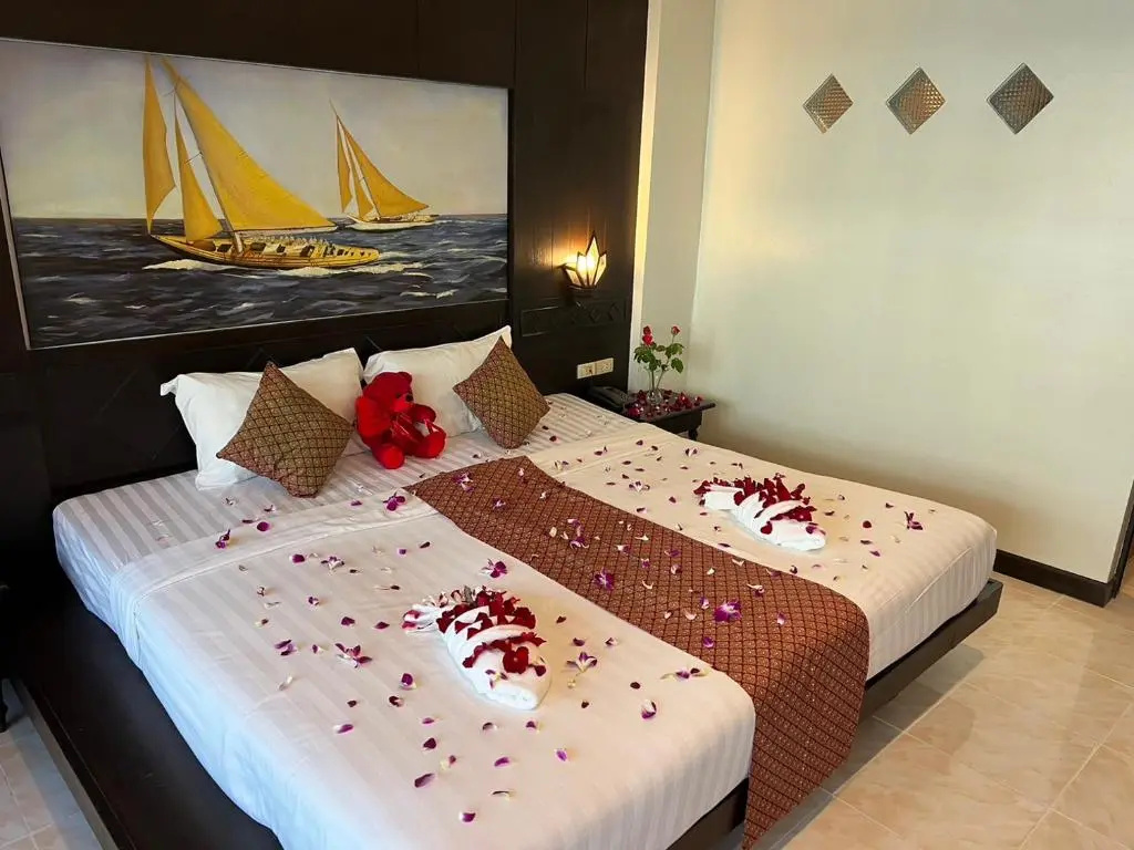 Superior Double room (full double bed)