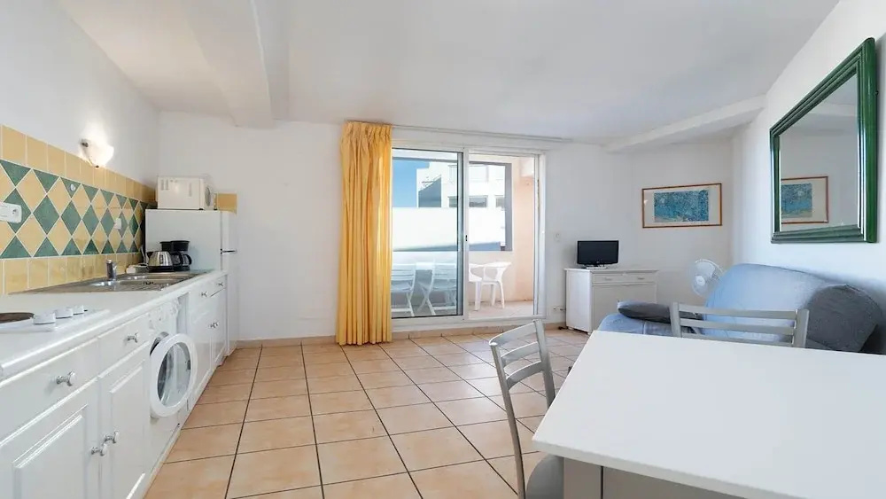 Voir la photo 3 — Comfort With Sunlit Balcony