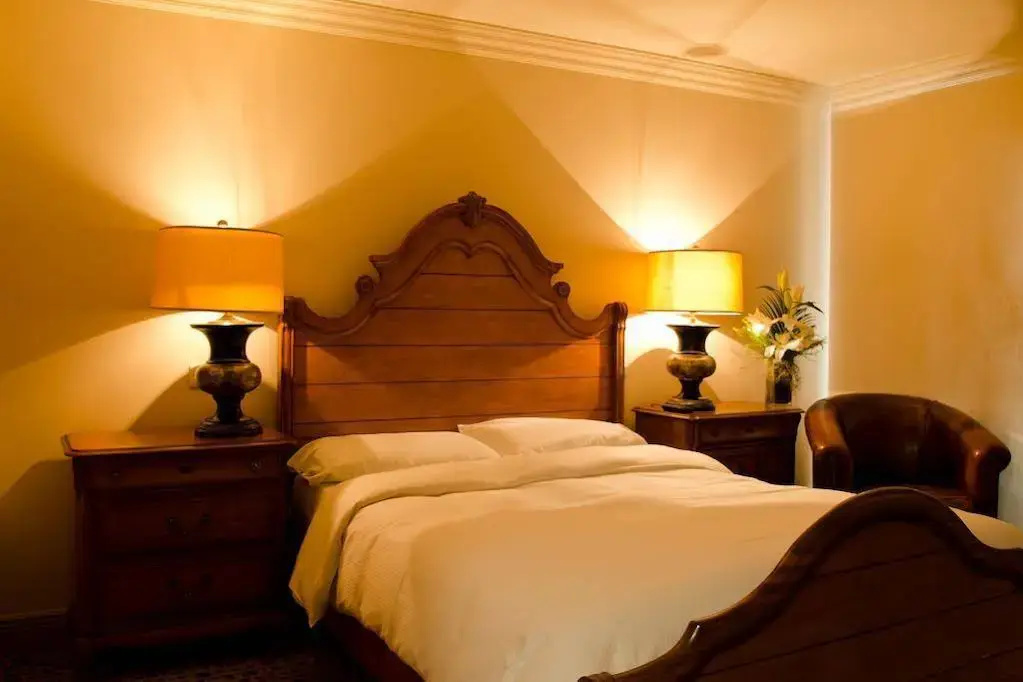 Newbury Hotel - Général