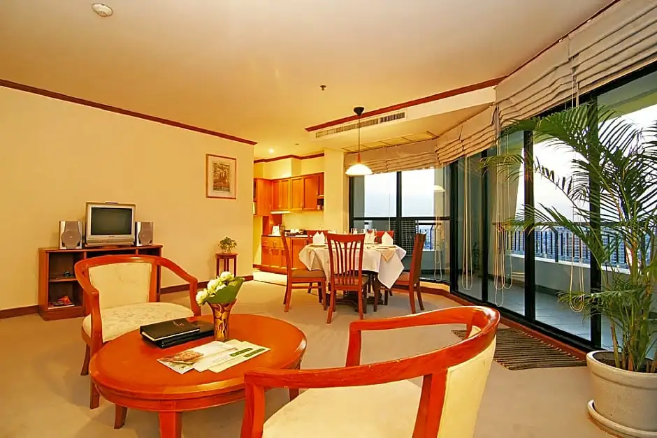 Grand Diamond Suites Hotel - Chambres