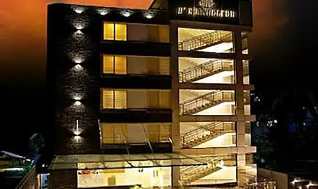 Prime D Chandlier By FabHotel