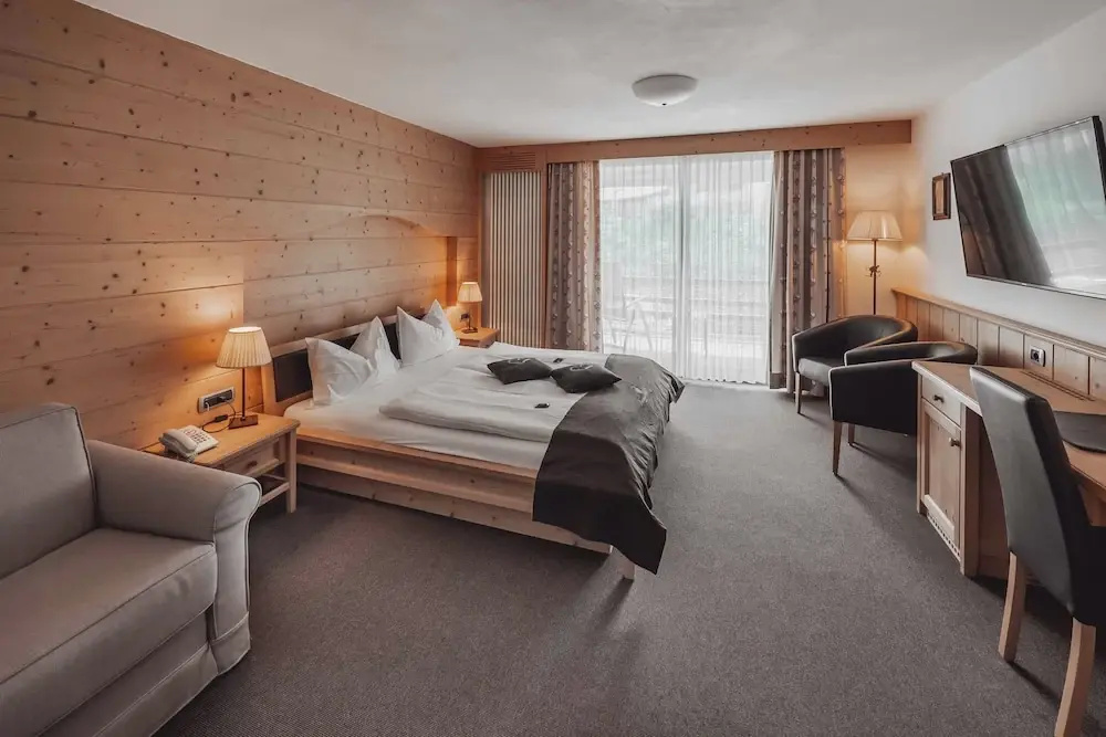 Superior room