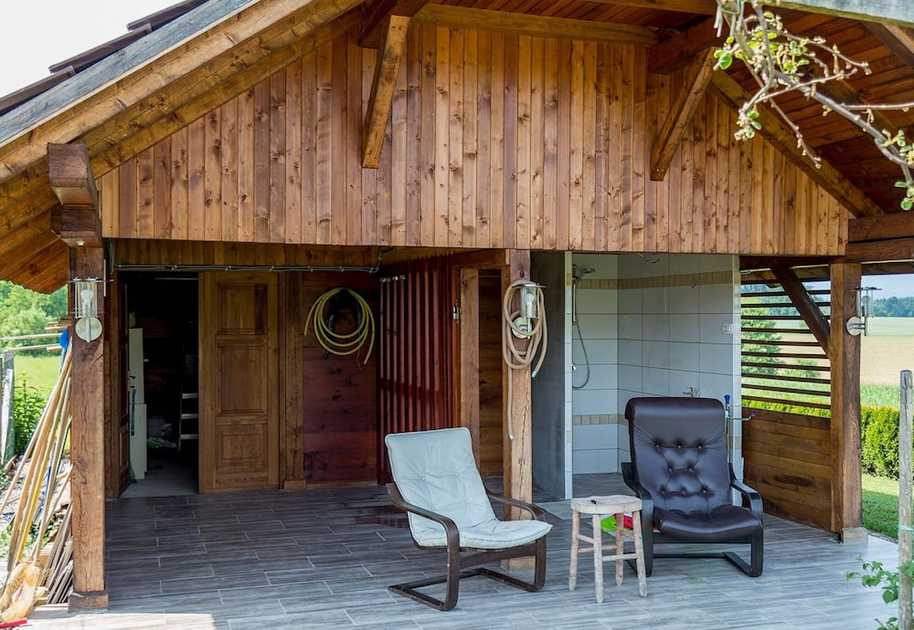 Pool Villa Ana Residence