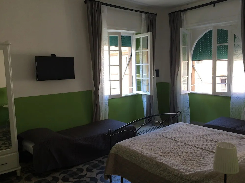 Comfort room
