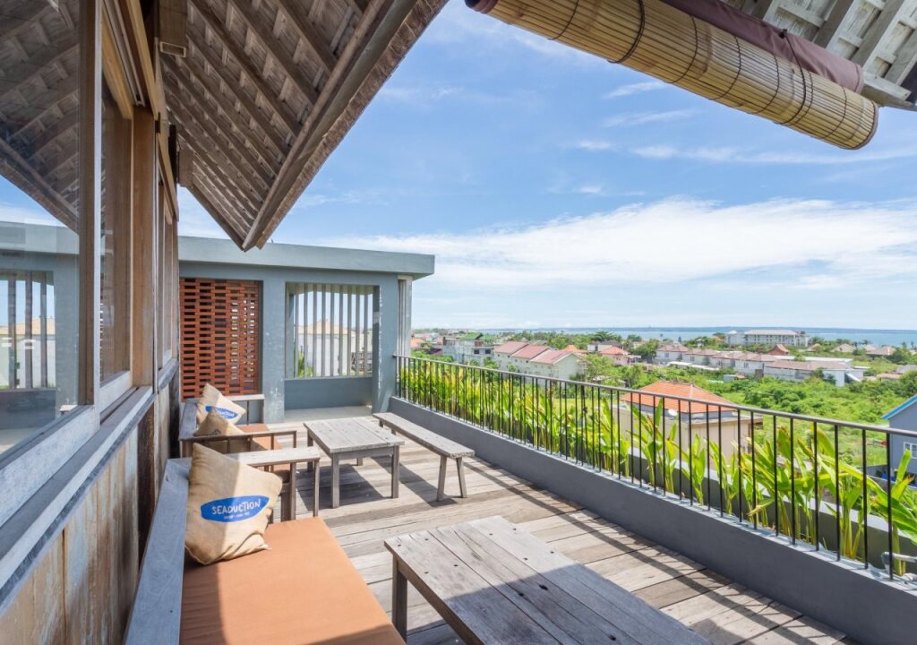 Frii Bali Echo Beach