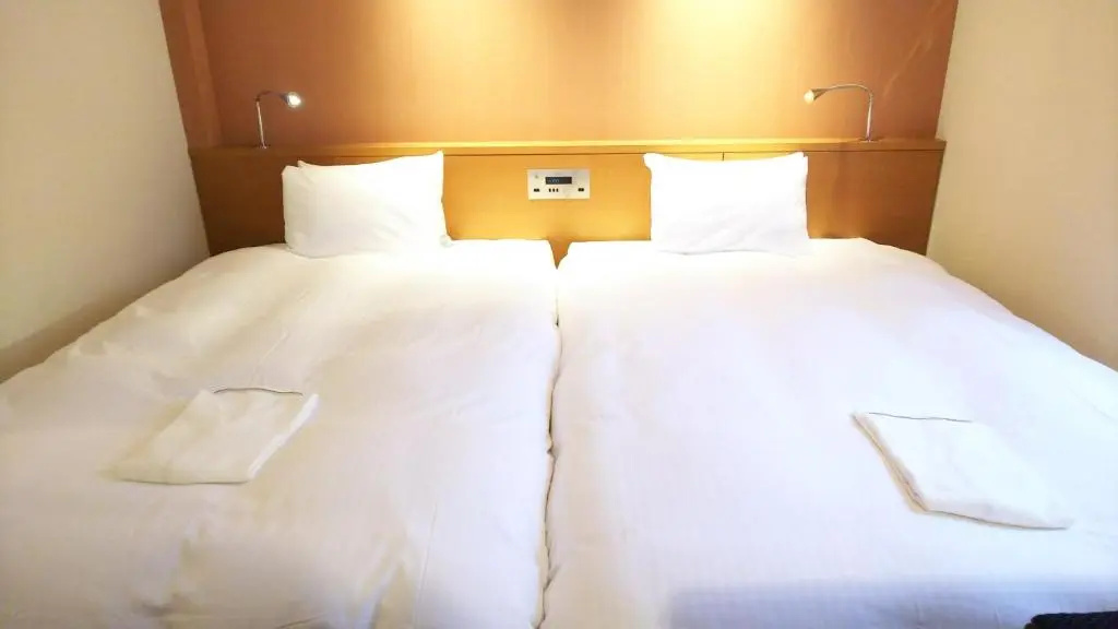 Hollywood Double room (twin beds)