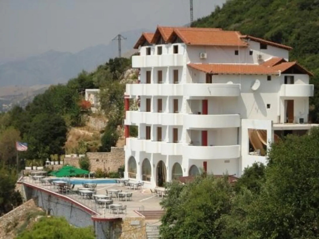 Paradise Hotel - Général
