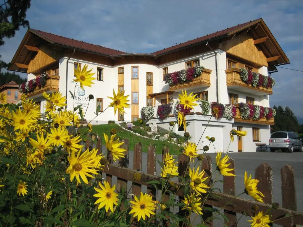 Hotel Kristall